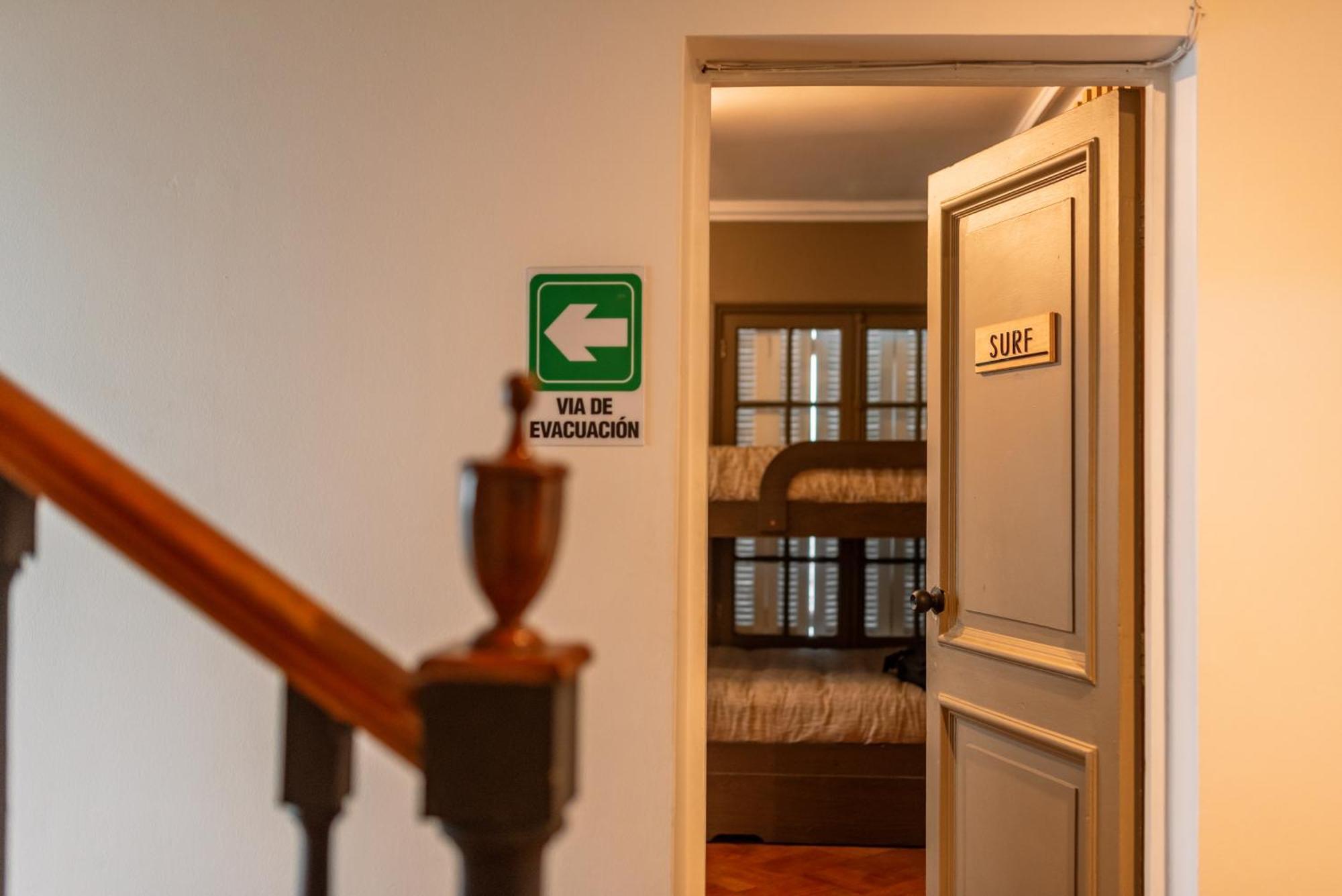 Yogi Hostels Сантьяго Экстерьер фото
