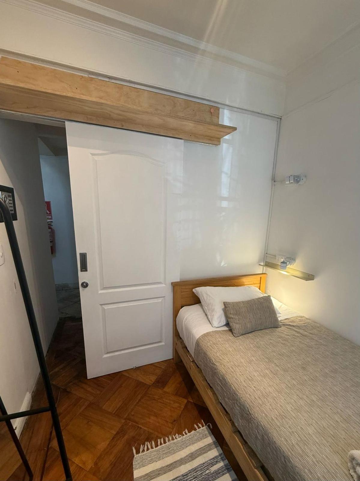 Yogi Hostels Сантьяго Экстерьер фото